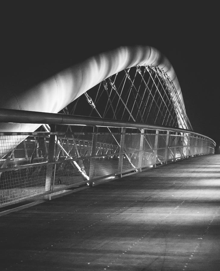 Bridge at night - HeightPM