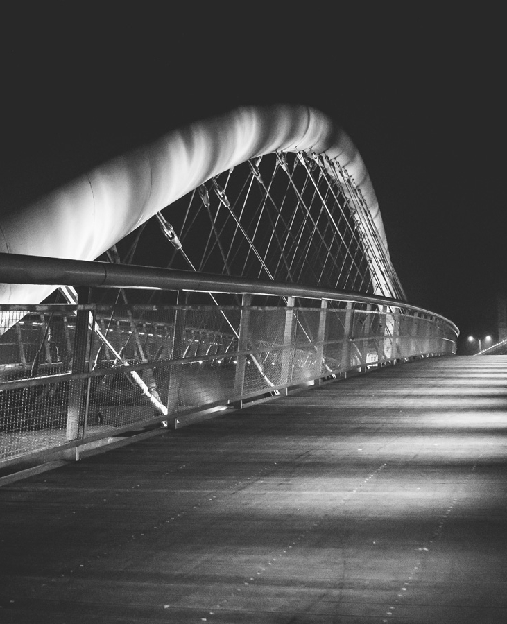 Bridge at night - HeightPM